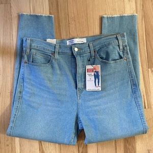 Levi High Rise Skinny